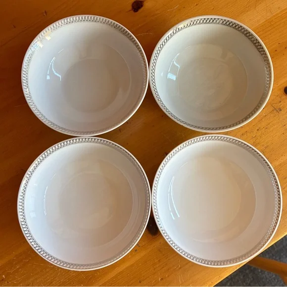 United Airlines Platinum Silver First Class Dining Bowls BO-798 Set of 4 - Picture 2 of 9